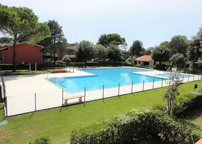 Cozy Flat In A With Pool Bibione